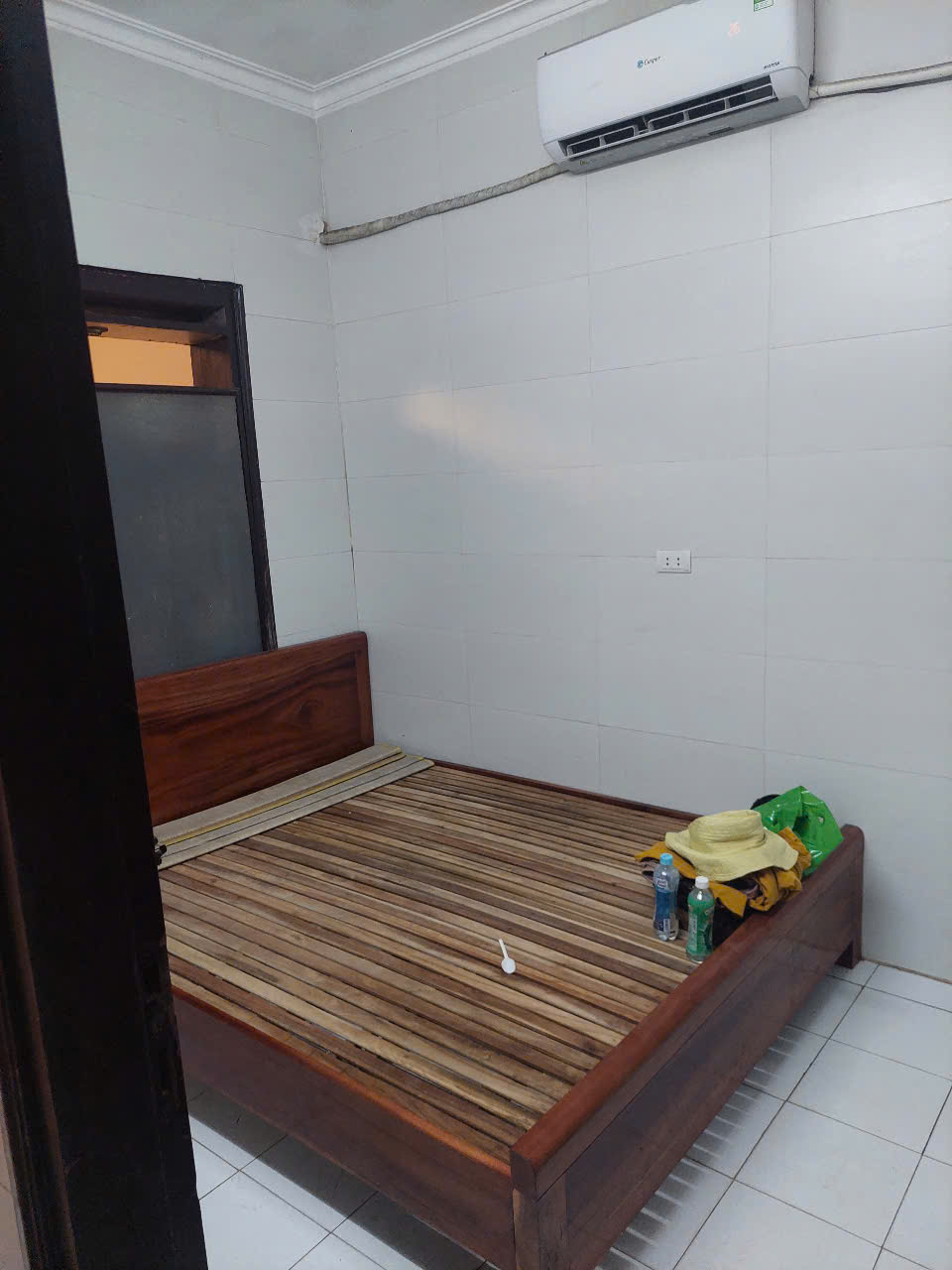 Cho thuê nhà Tập thể B9 Kim Liên, 3 tầng, 12 Triệu vừa ở vừa kinh doanh - Ảnh 3